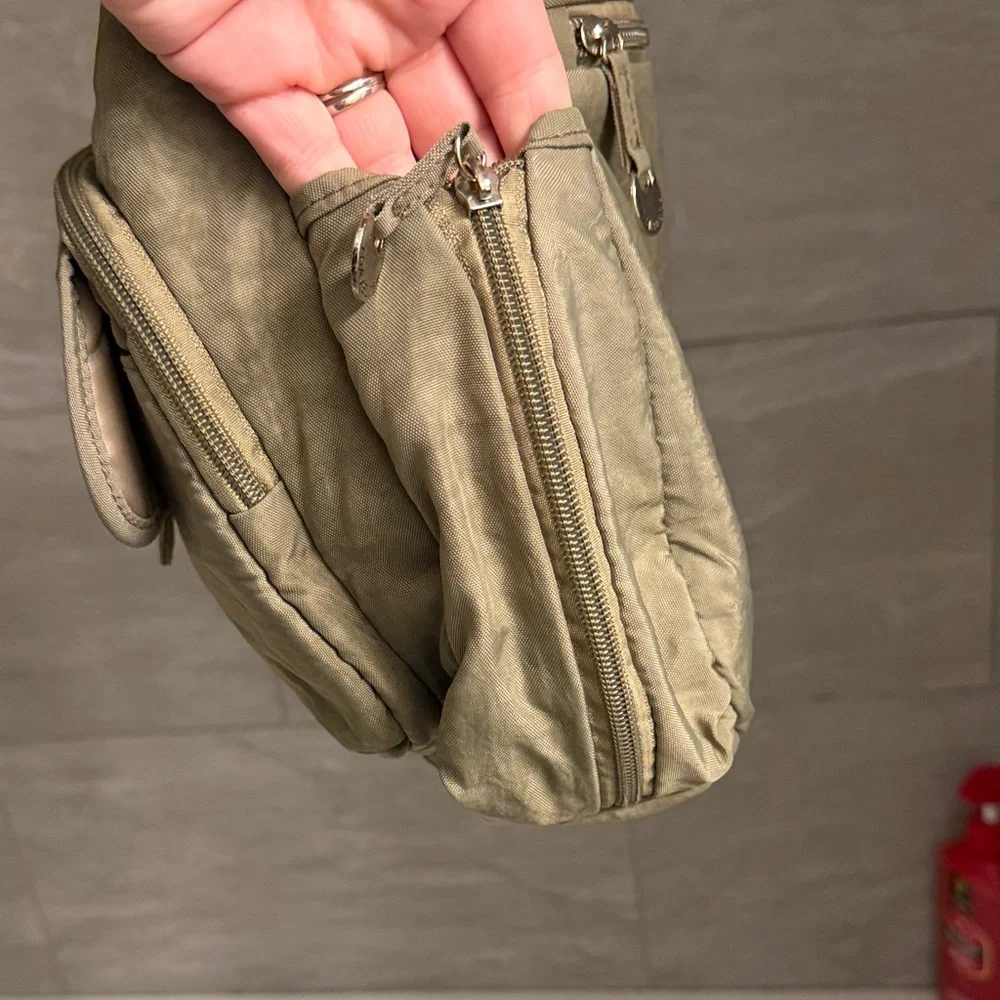 Travelon this purse